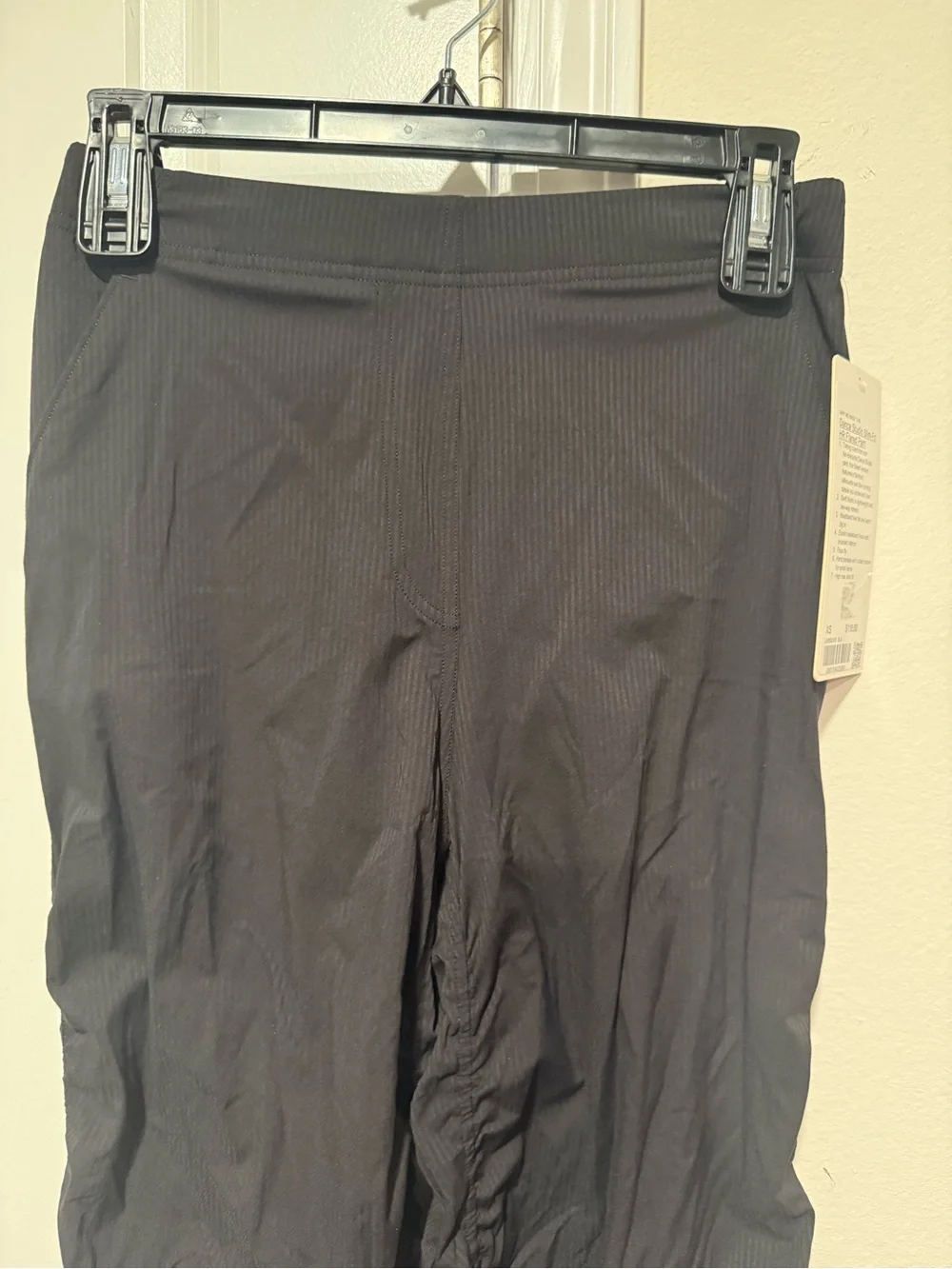 NWT Lululemon Dance studio slim fit HR flared pant size XS